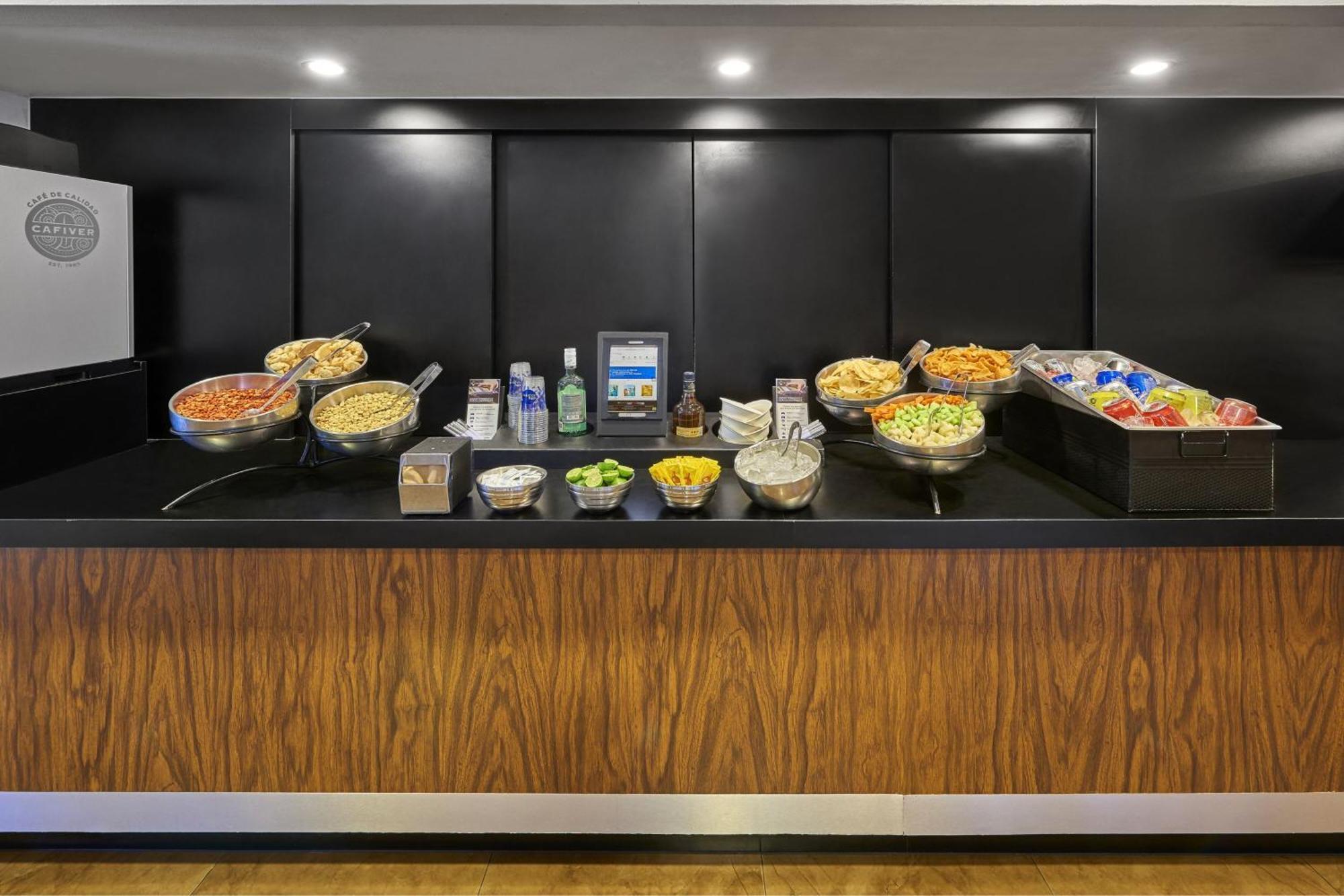 City Express By Marriott Queretaro Jurica Ngoại thất bức ảnh
