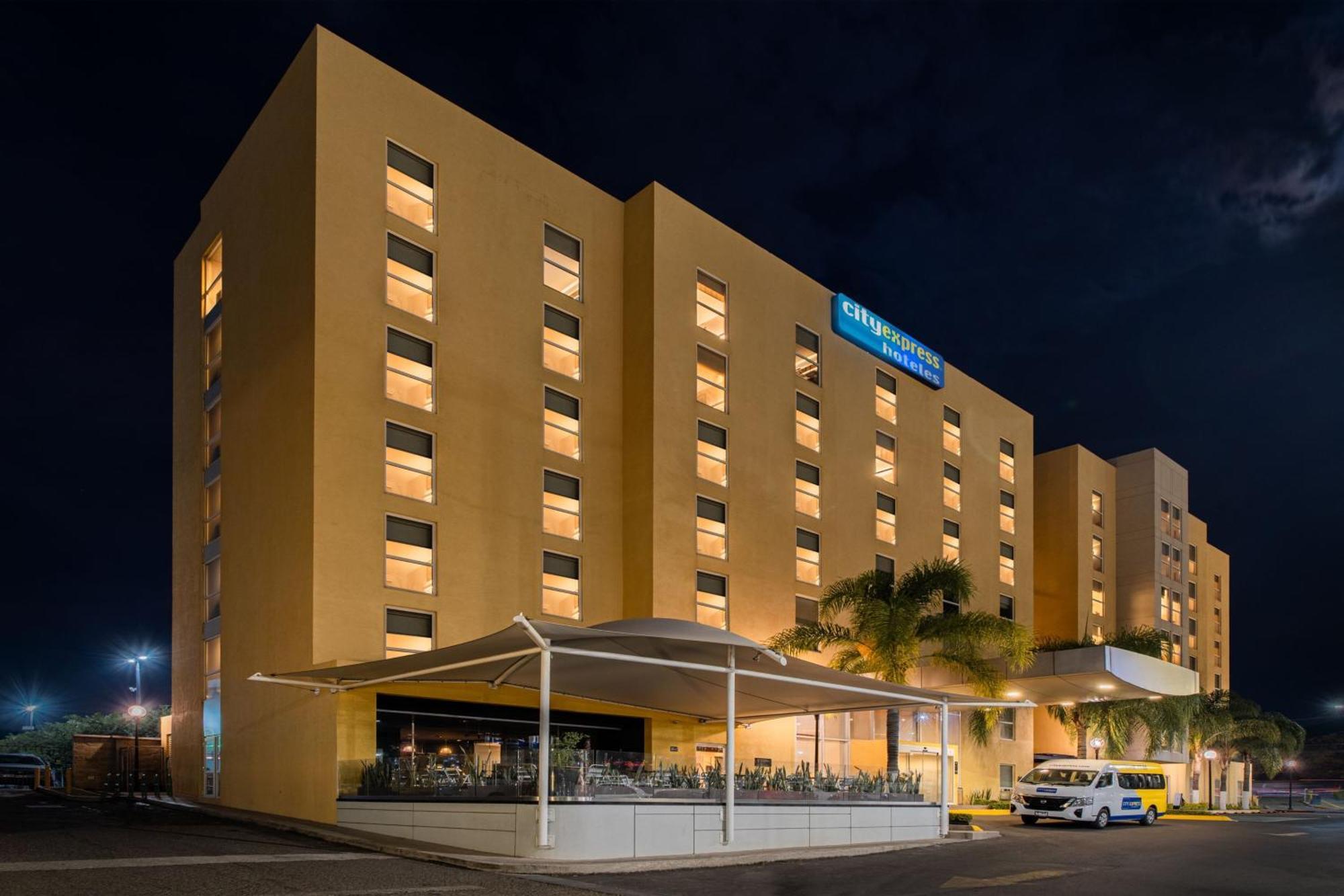 City Express By Marriott Queretaro Jurica Ngoại thất bức ảnh