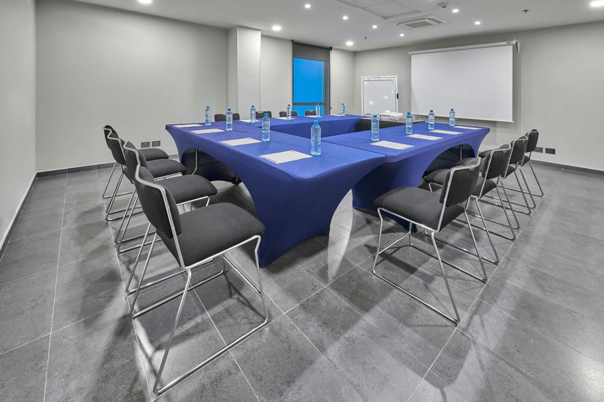City Express By Marriott Queretaro Jurica Ngoại thất bức ảnh